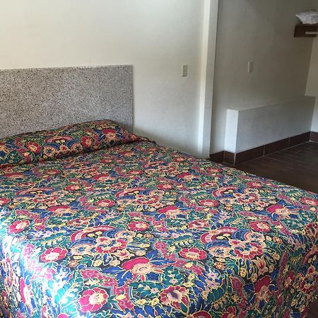 Navajo Lodge Лемън Гроув Екстериор снимка