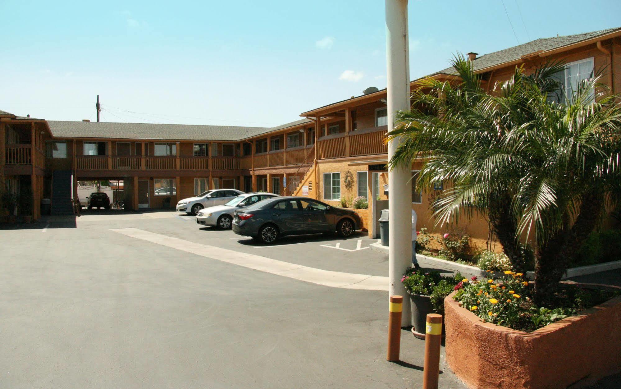 Navajo Lodge Лемън Гроув Екстериор снимка
