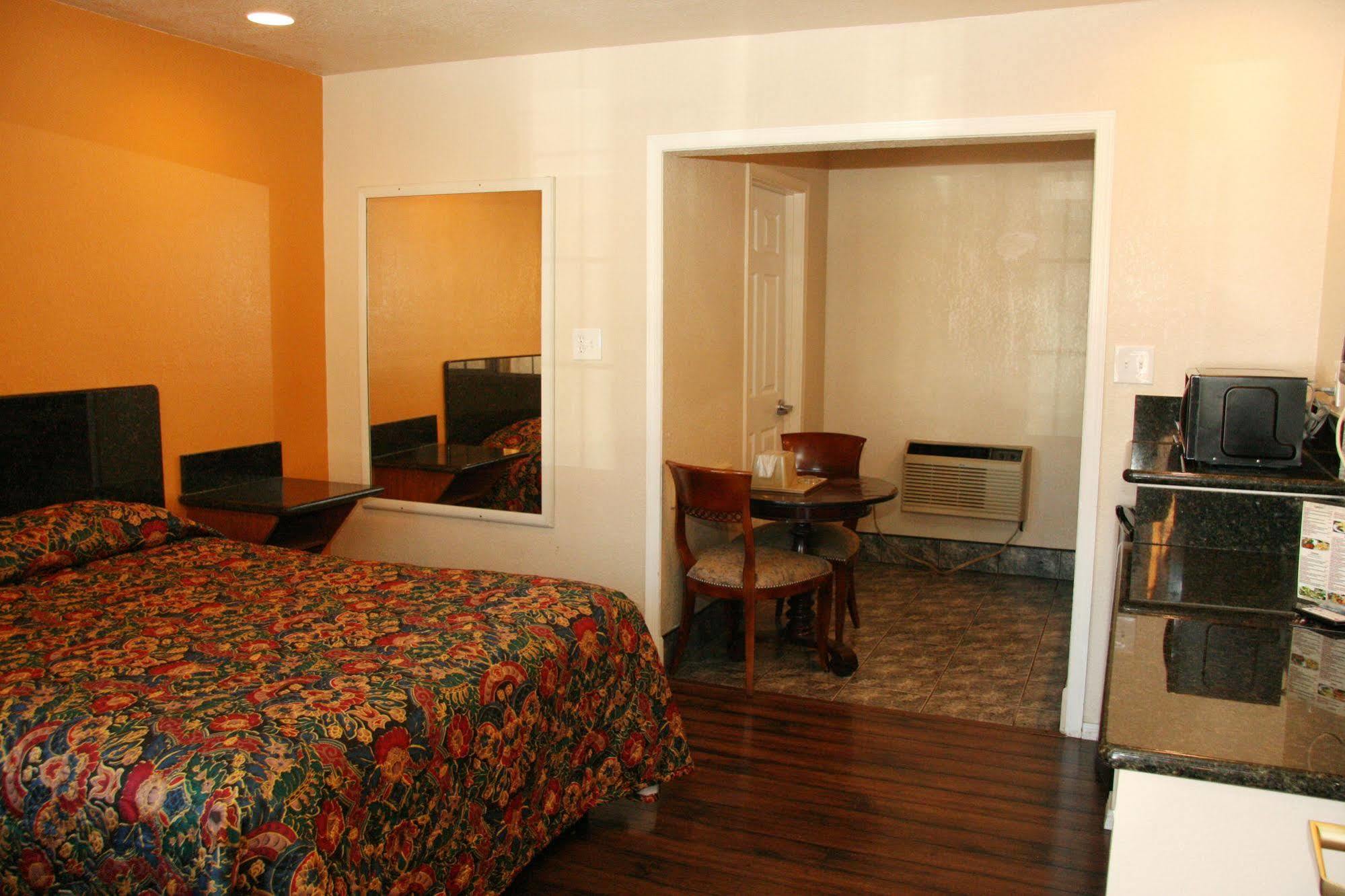 Navajo Lodge Лемън Гроув Екстериор снимка
